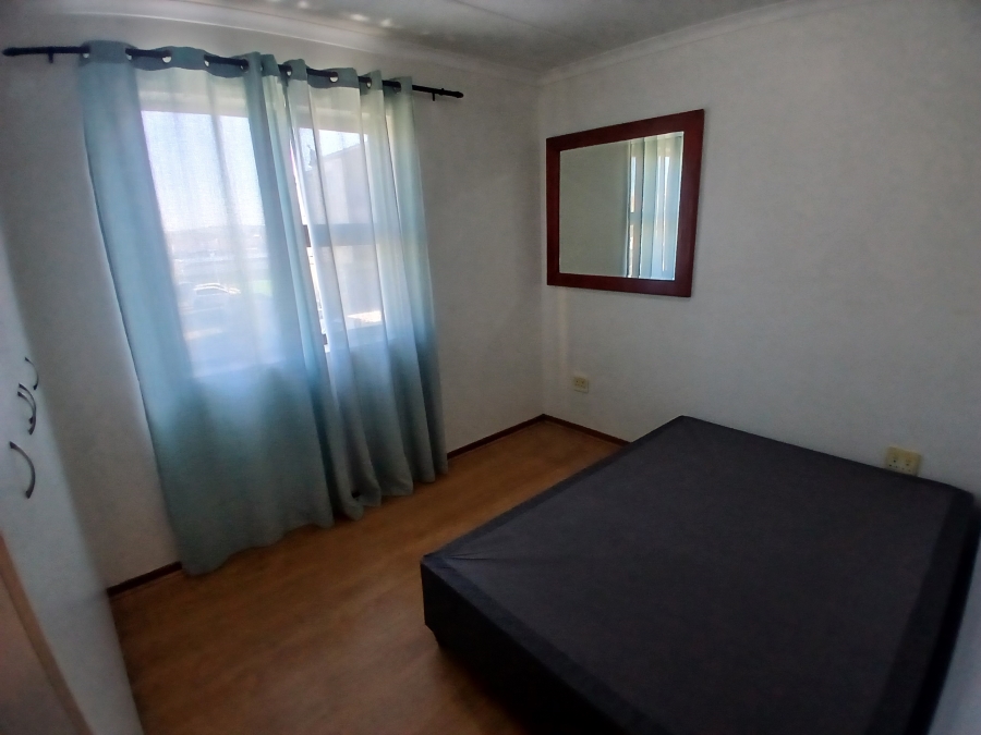 To Let 2 Bedroom Property for Rent in Strand South Western Cape